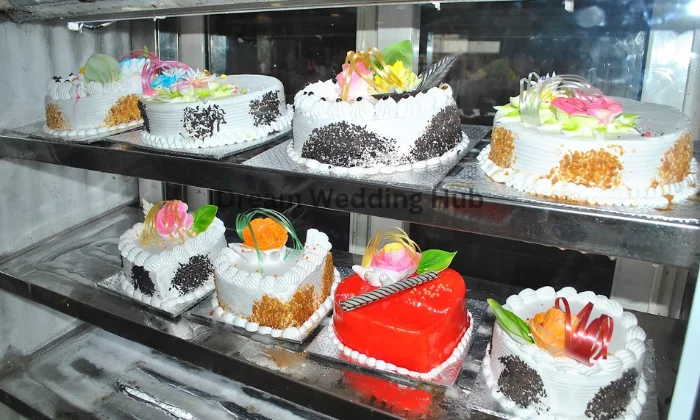 RB SWEETS  BAKERY